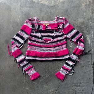 Urban Outfitters Beatrix Distressed Sweater Women's M Pink Striped Long Sleeve